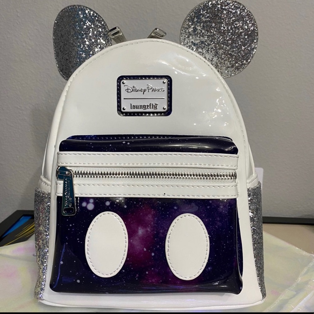 DISNEY x Loungefly Mickey Main Attraction Backpack